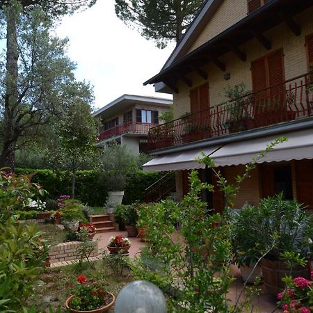 B&B Casa Cettina มาเชราตา ภายนอก รูปภาพ
