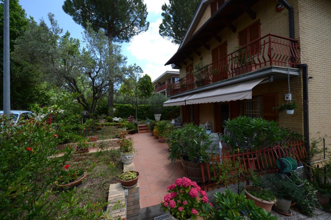 B&B Casa Cettina มาเชราตา ภายนอก รูปภาพ